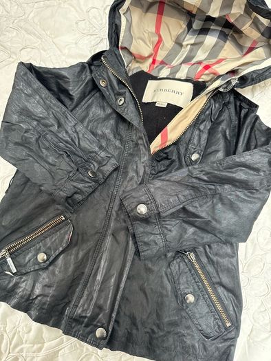 Burberry girls