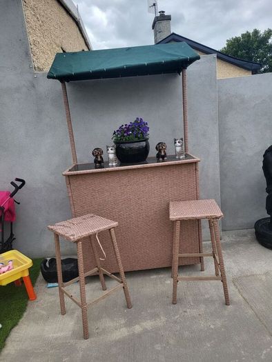 Rattan Garden Bar Set  Bar and Canopy with 2 Stools