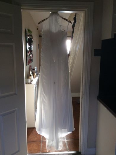 Size 12 White Wedding Dress & veil