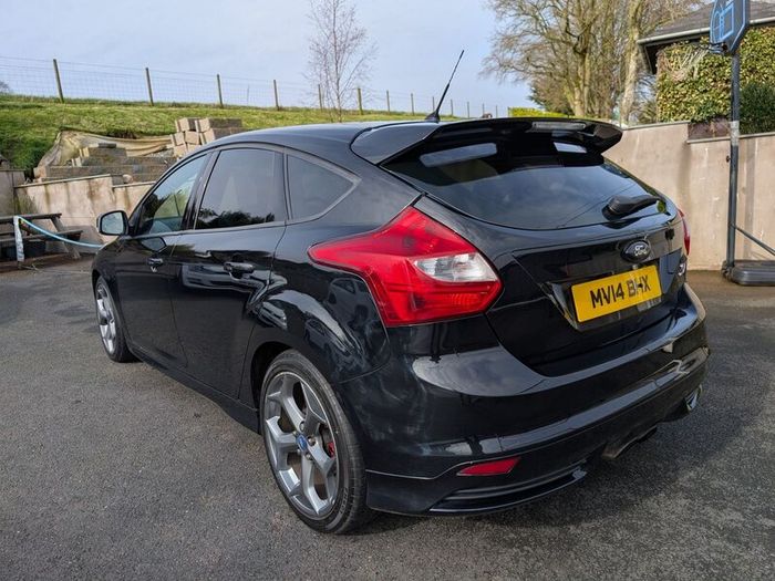 Ford Focus 2014 2.0 Turbo Petrol ST2 ST250