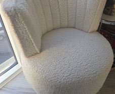 Swivel armchair