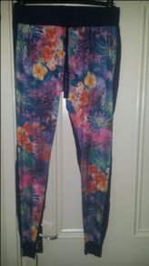 Brand new Atmosphere  floral harem style pants size UK8 EUR36 Postage included