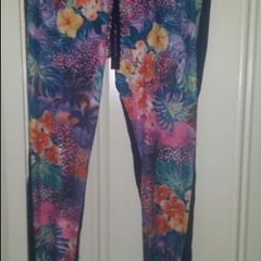 Brand new Atmosphere  floral harem style pants size UK8 EUR36 Postage included
