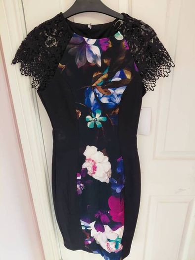 Paperdolls dress