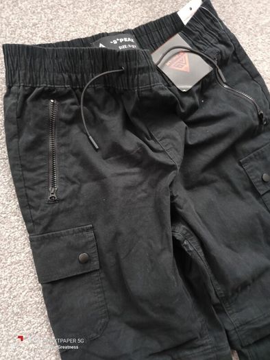 NEW.boy's trousers.age 11/12