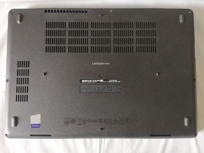 Dell Latitude 5490