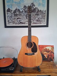 Martin D28 Street Legend