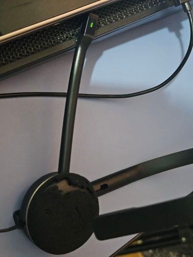 XBOX One Series S/X, Microsoft Windows 10 Wired Chat Black Headset - Model 1564.