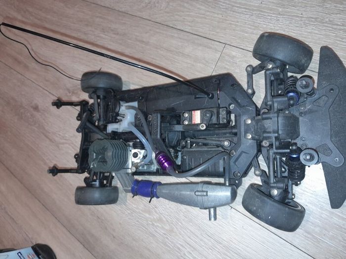 kyosho 1/10 scale nitro drift car