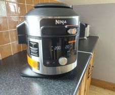 Ninja Foodi MAX 15 in 1 SmartLid Multi Cooker
