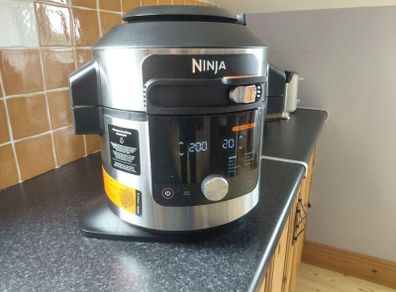 Ninja Foodi MAX 15 in 1 SmartLid Multi Cooker