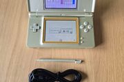 Nintendo DS Lite