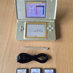 Nintendo DS Lite