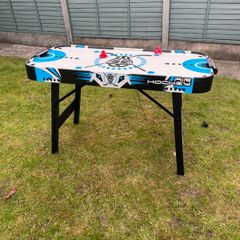Air hockey Table