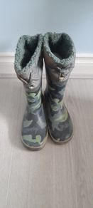Rain boots