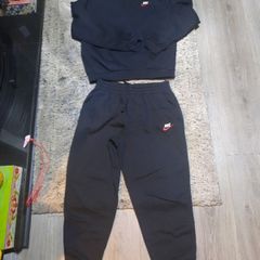 boys Nike tracksuit