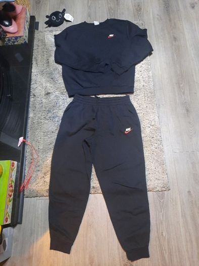 boys Nike tracksuit
