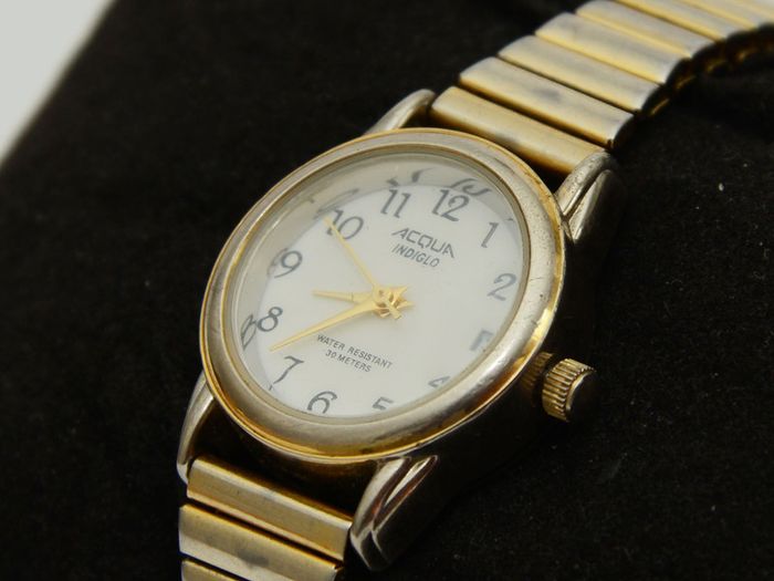 Vintage Timex Acqua Ladies Quartz Watch