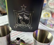 dundalk fc whiskey hip flask sets