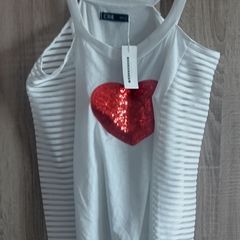 heart top fits size fits 6-8-10 new