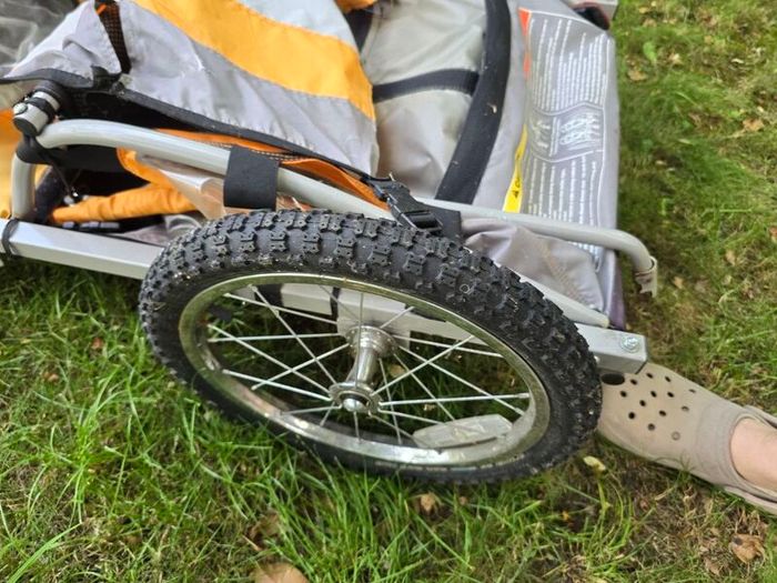 Bicycle trailer
