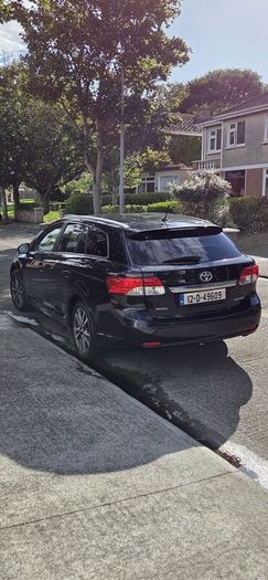 Toyota Avensis 2012 price reduction