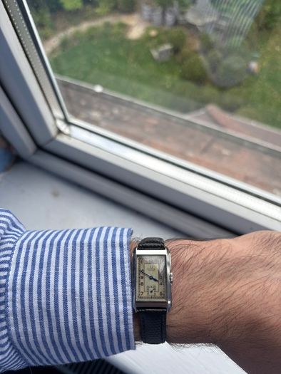 Omega Art Deco Curved Tank (cal.T17) from approximately 1939