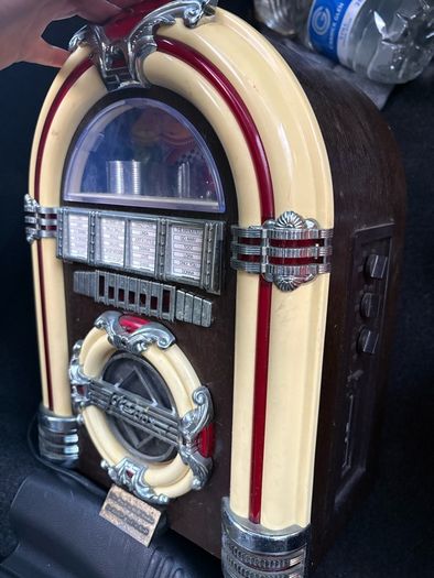 juke box
