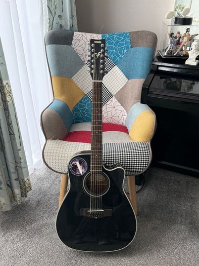 Yamaha 12 String Semi Acoustic Guitar