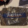 Mens Portwest jacket, Size Large BNWT Image 3