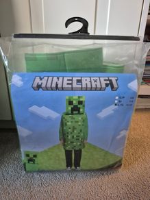 Minecraft Creeper costume