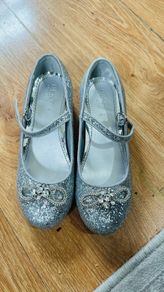 Girl shoes size 1