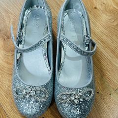 Girl shoes size 1
