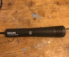 AKG ( Philips branded ) D70