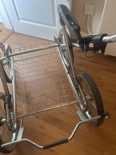 Emmaljunga Classic Pram