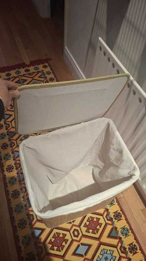 Bamboo laundry basket with lid