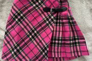 Cute pink plaid skirt for a girl, age 5 years