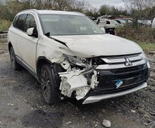 Breaking Mitsubishi outlander 2016 diesel