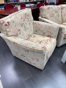 2 seater sofa and 2 armchairs