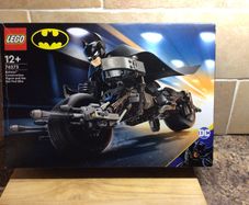 lego set no 76273 - batman & bat pod bike