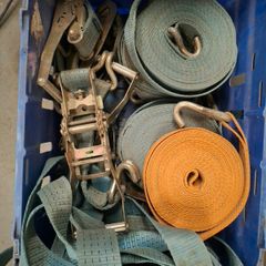 straps