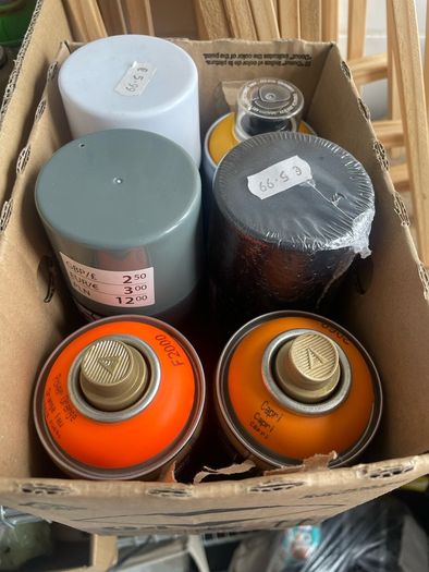 spray paint