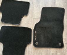 Skoda Octavia car mats x3 - two rear and one front passenger