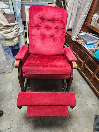 Free Red Recliner Chair Blanchardstown