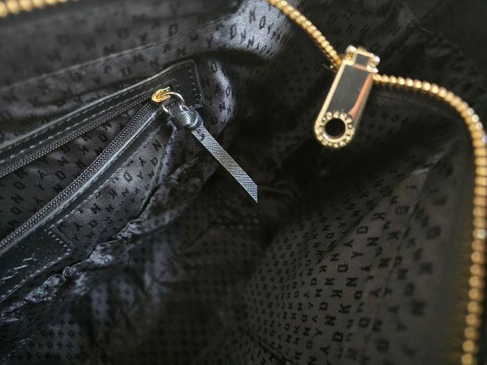 Ladies DKNY Bag