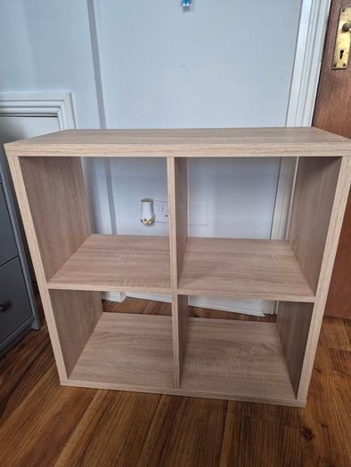 4 Cube storage unit