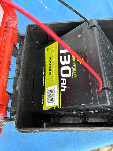 Gallagher Paddock Master G35633 9V battery fencer
