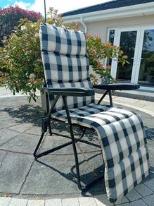 sun lounger