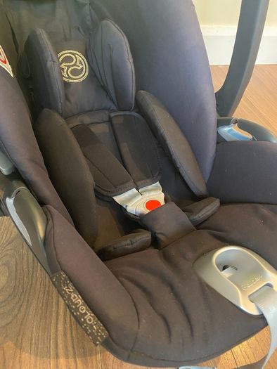 Seat + base | Cybex Cloud Z + Base Z + Newborn Insert