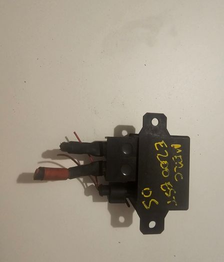 Mercedes E-Class W211 E200 Diesel Glow Plug Relay Module